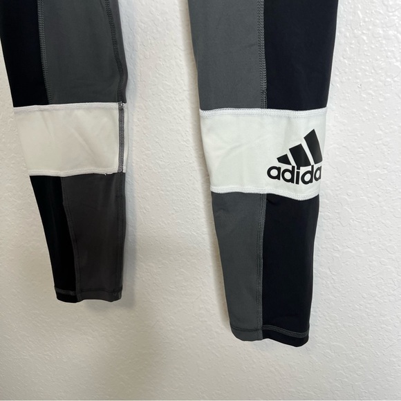 Adidas Leggings Women Small Runnings Soft Gray Black Color Block High Rise W - Picture 2 of 11